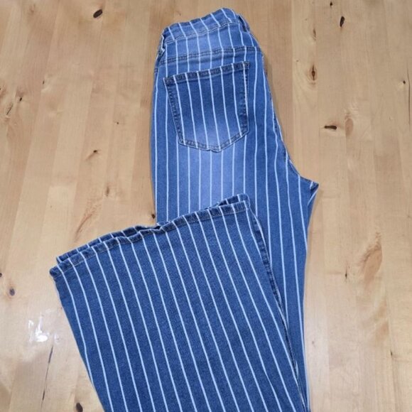 Womens Jeans Size 30 X 32 Striped Flared Legs Bell Rise 10in Blue Stretch SHEIN - Picture 1 of 7